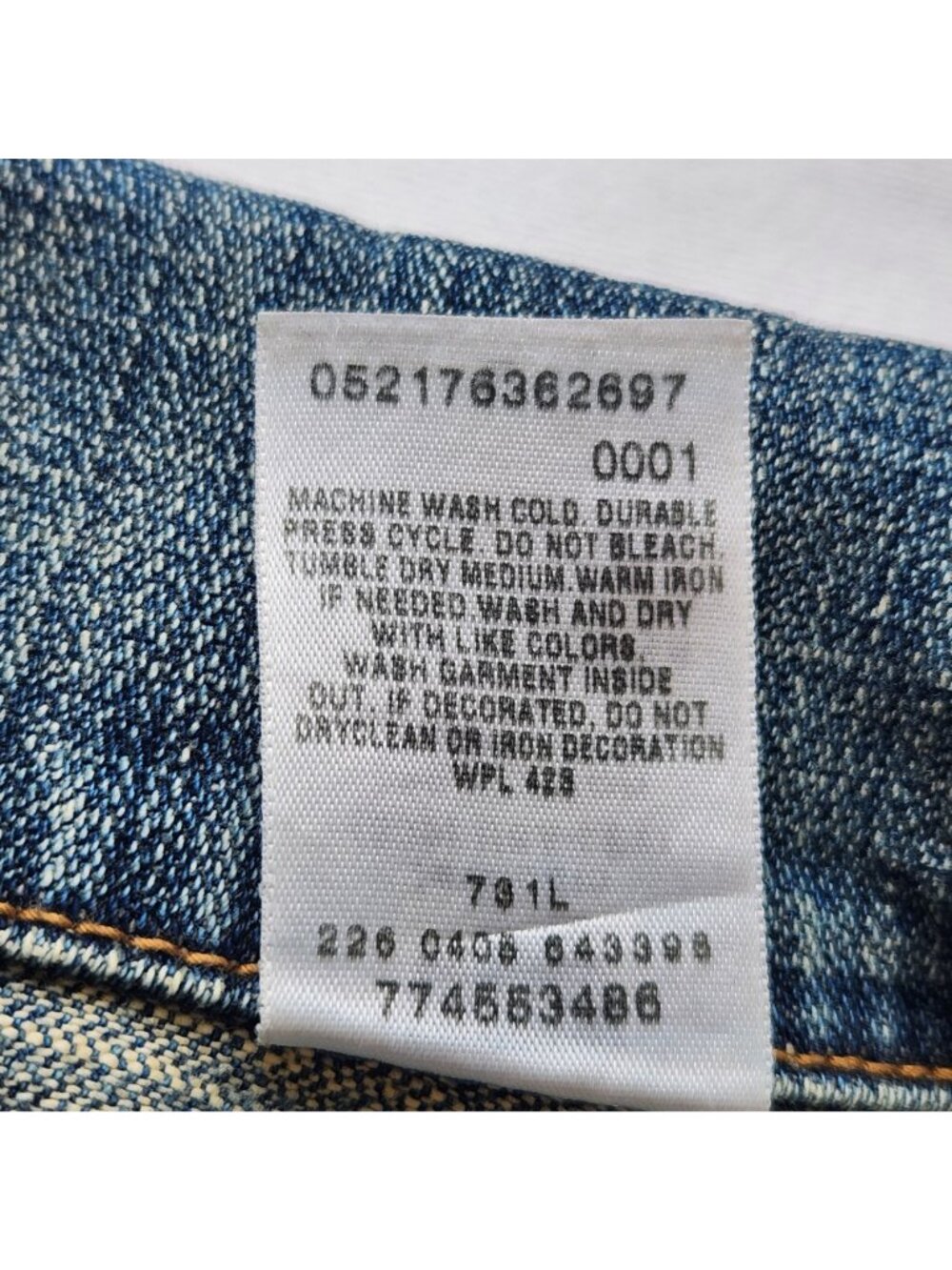 Levi's Retro Blue Denim Trucker Jacket Butterfly Print Y2K Coquette Fairy Cute - Picture 10 of 12